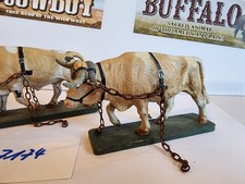 2 Massefiguren Zugochse